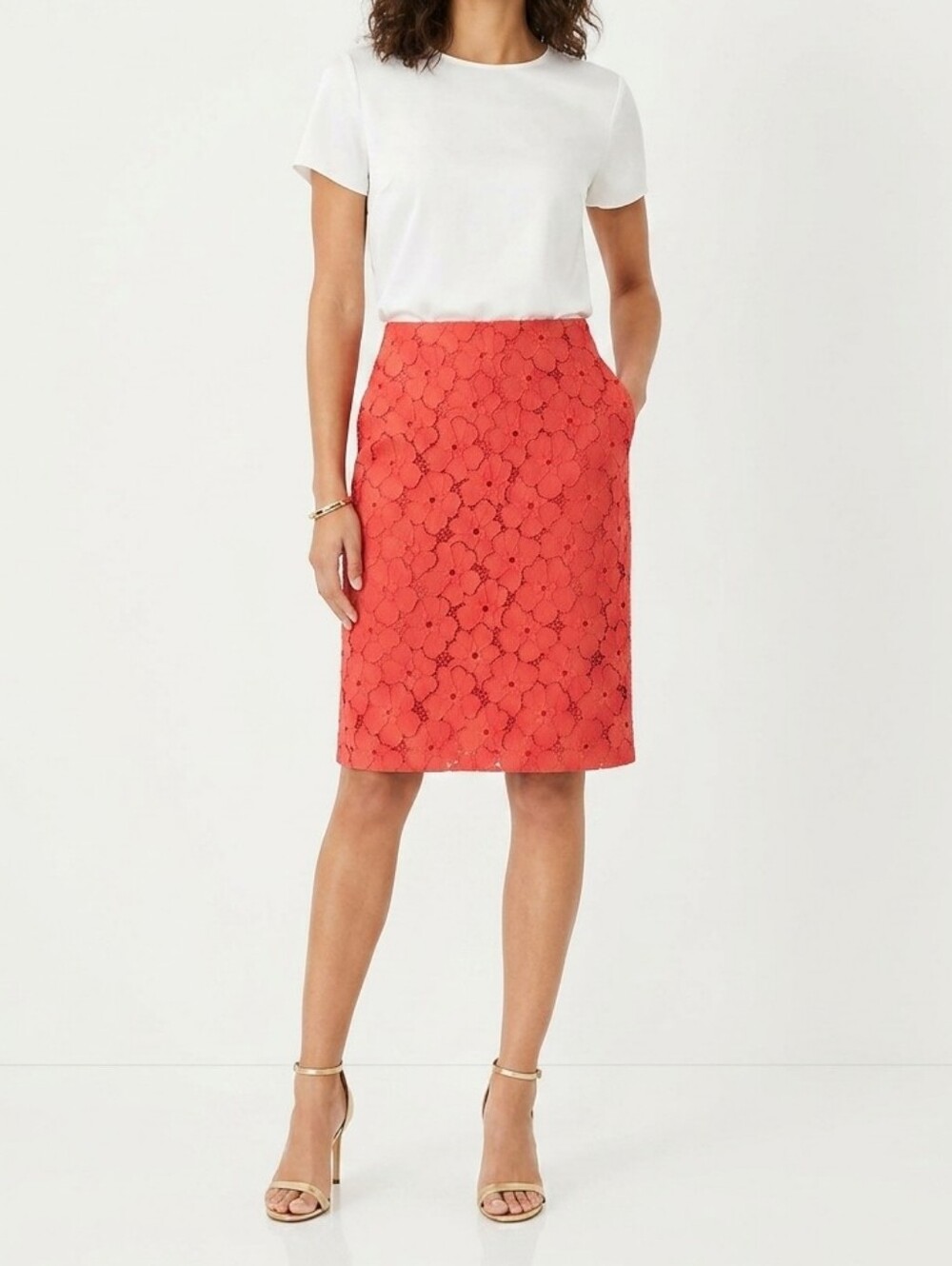 Ann Taylor Floral Lace Overlay Above the Knee Pencil Skirt in Coral Pink Size 4